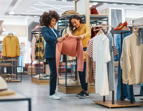 how does secret shopping work